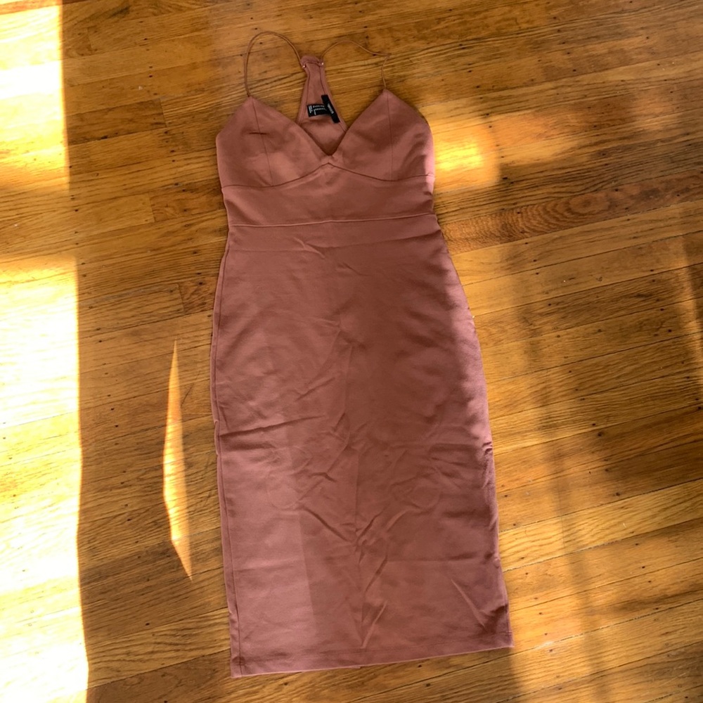 Forever 21 mid length body on dress size medium